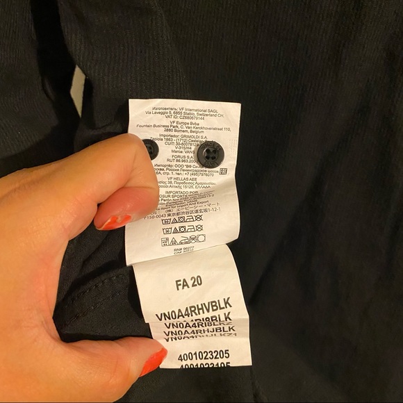 Vans Men's Wilton Crest Button- Down Shirt new Black Medium - Picture 15 of 16